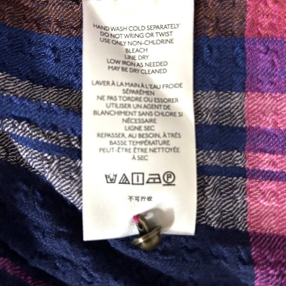 Pilcro Plaid Deep-V Blouse Plus size - Picture 8 of 10